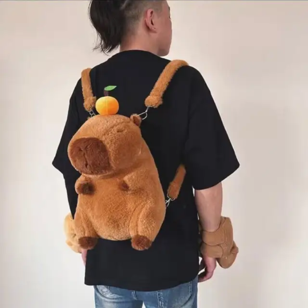 CapiPack Mochila Peluche Capybara
