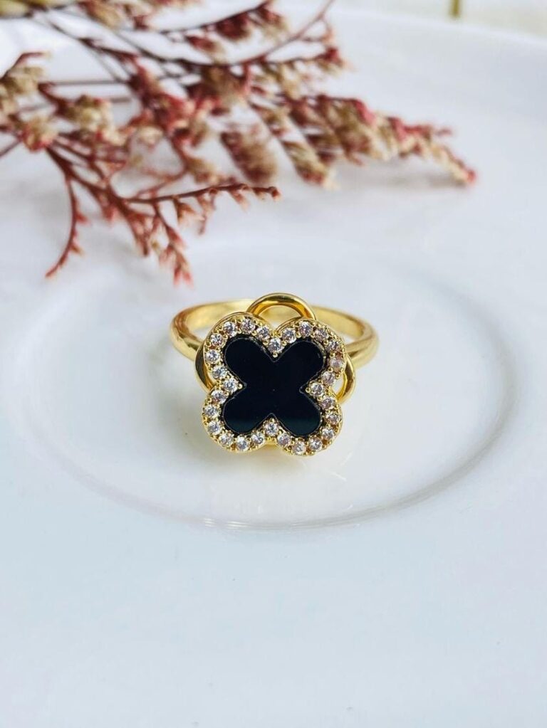 Anillo Trébol de SERENIDAD