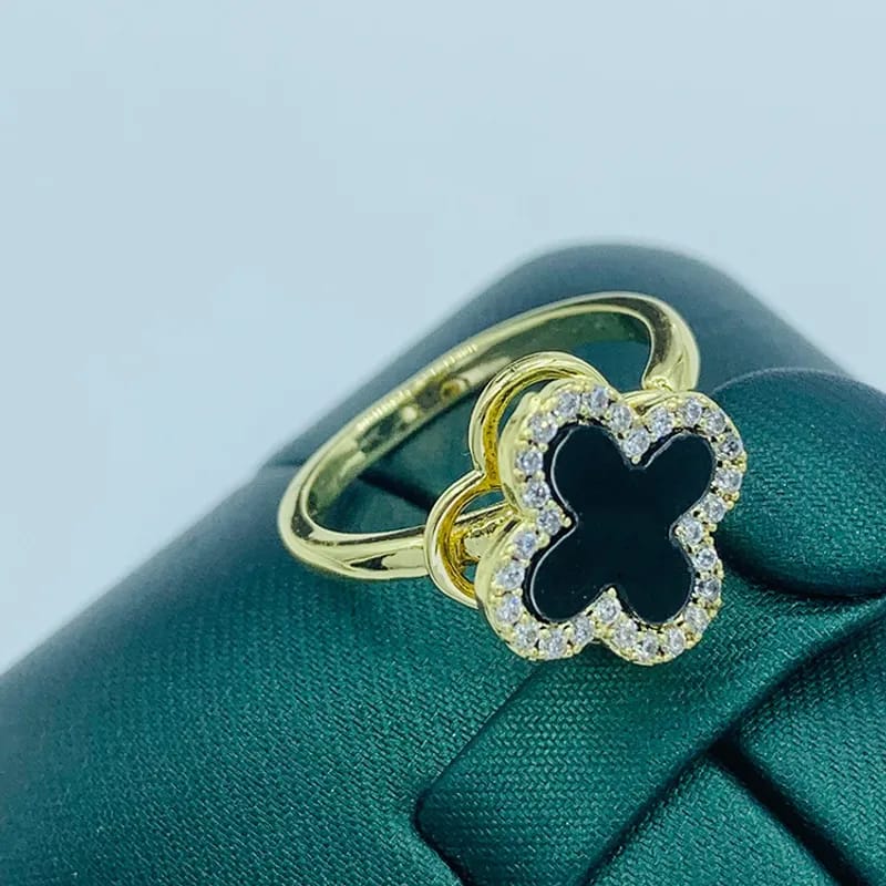 Anillo Trébol de SERENIDAD