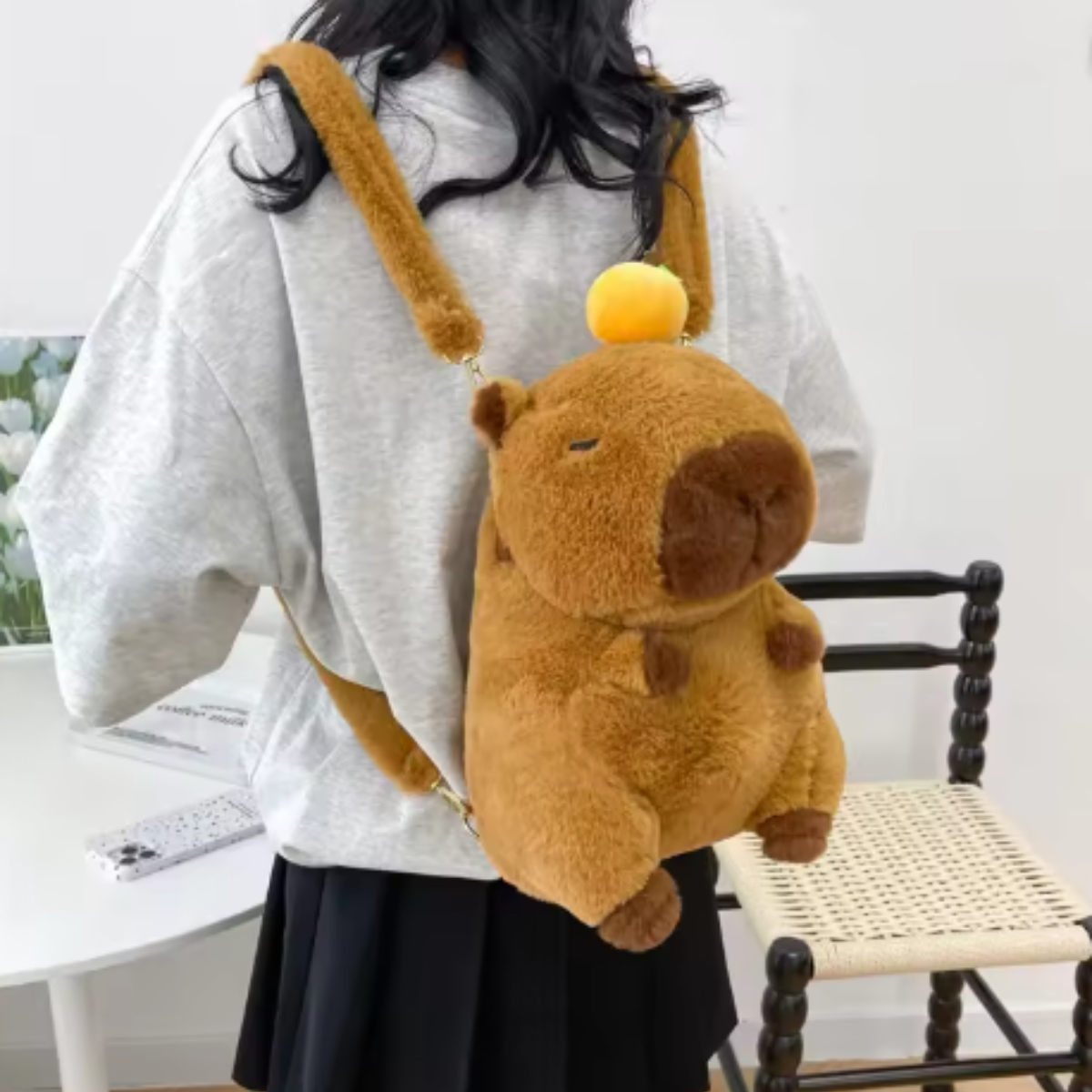 CapiPack Mochila Peluche Capybara